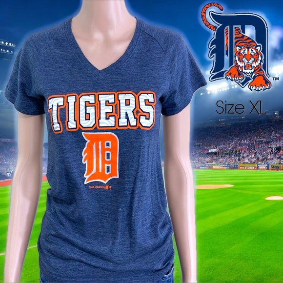 Team Athletics Detroit Tigers Heathered Navy V-Neck Tee - Picture 13 of 13